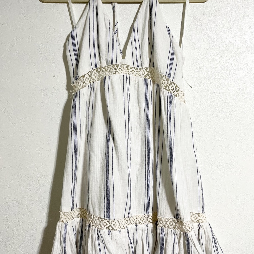 ale' by Alessandra, size L. White/blue